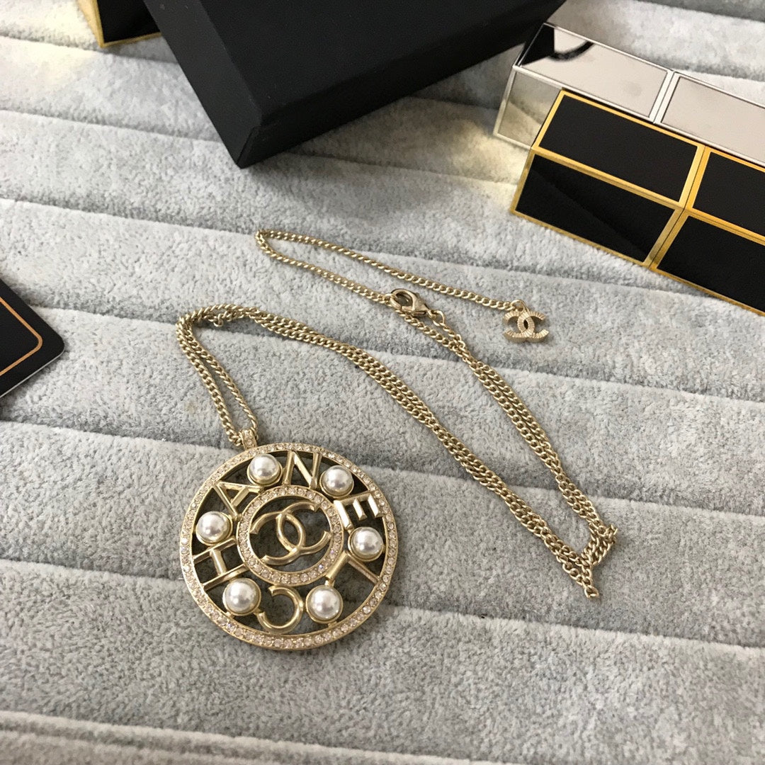 EN - Lux Necklace CHL021