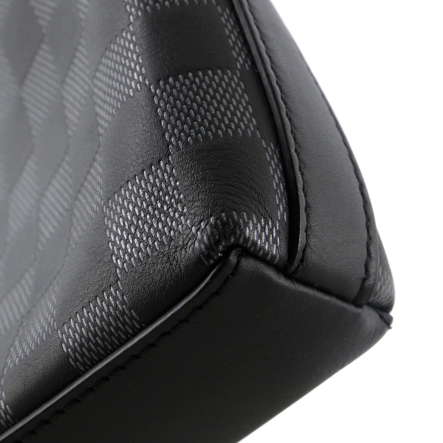 Louis Vuitton Discovery Messenger Bag Damier Infini Leather BB