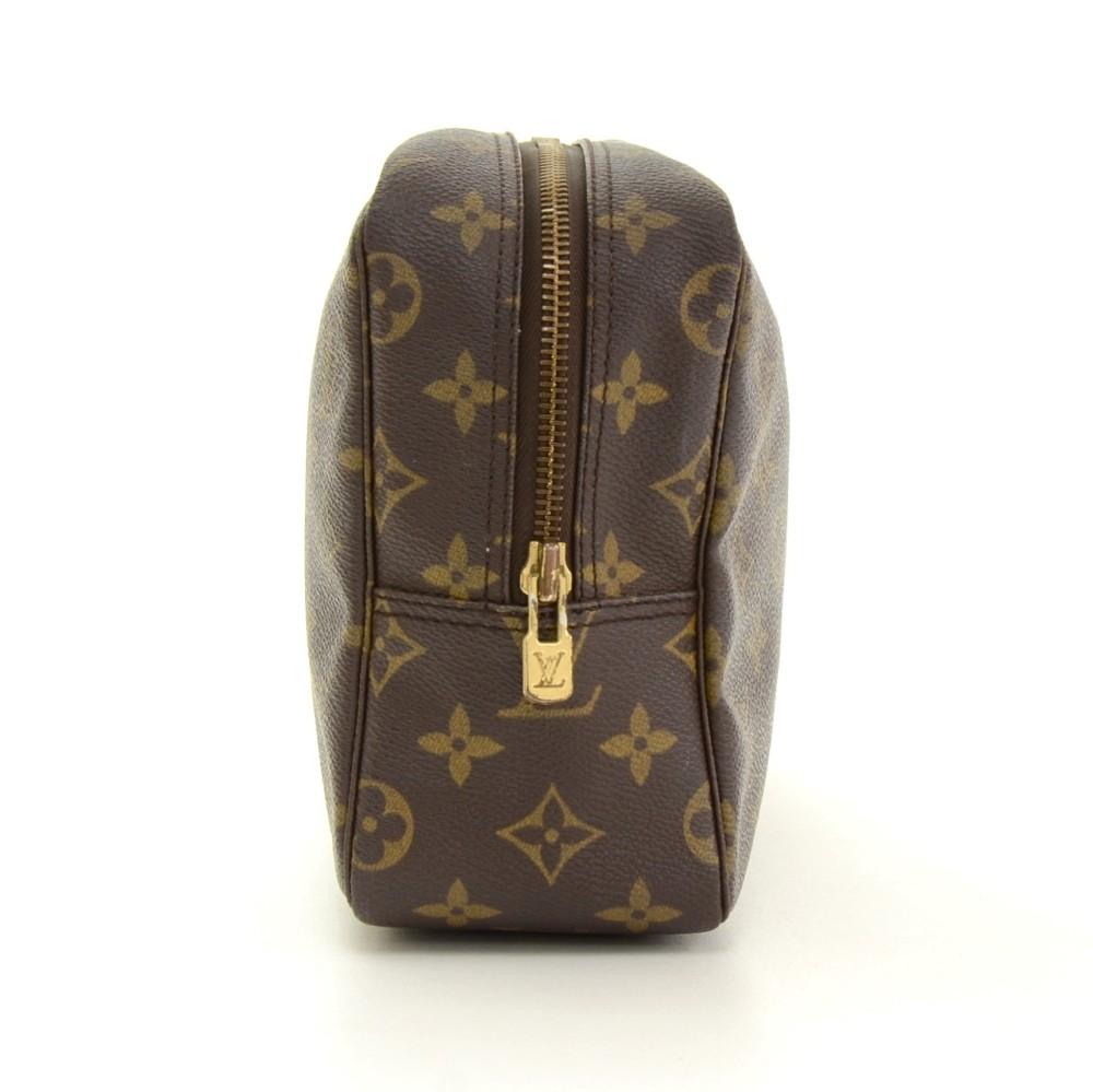 Louis Vuitto Trousse Toilette 28 Monogram Canvas Cosmetic Pouch