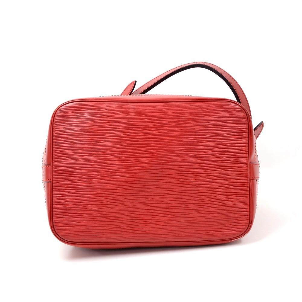 Louis Vuitto Noe Large Epi Leather Shoulder Bag