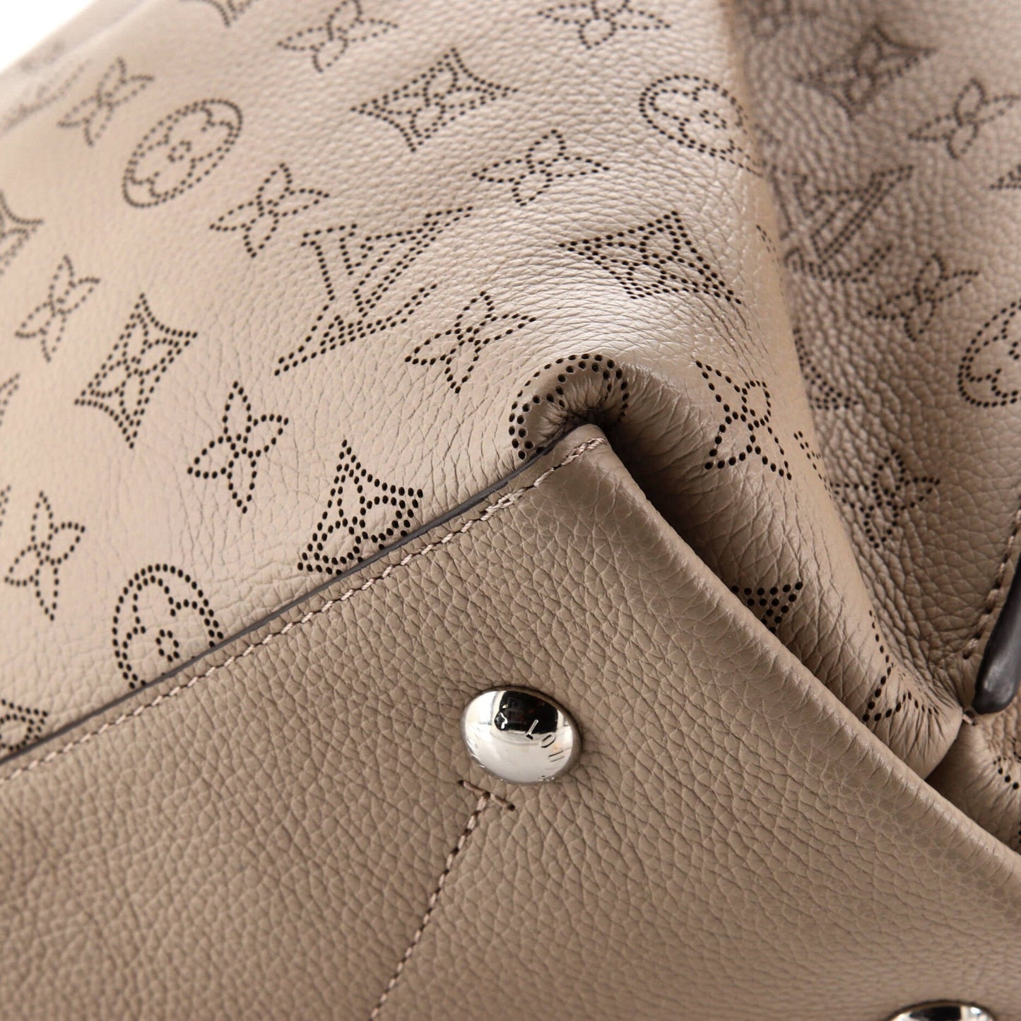 Louis Vuitton Muria Bucket Bag Mahina Leather