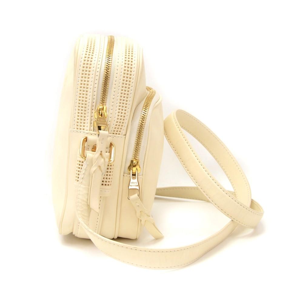 Louis Vuitto Off White Leather Messenger Bag
