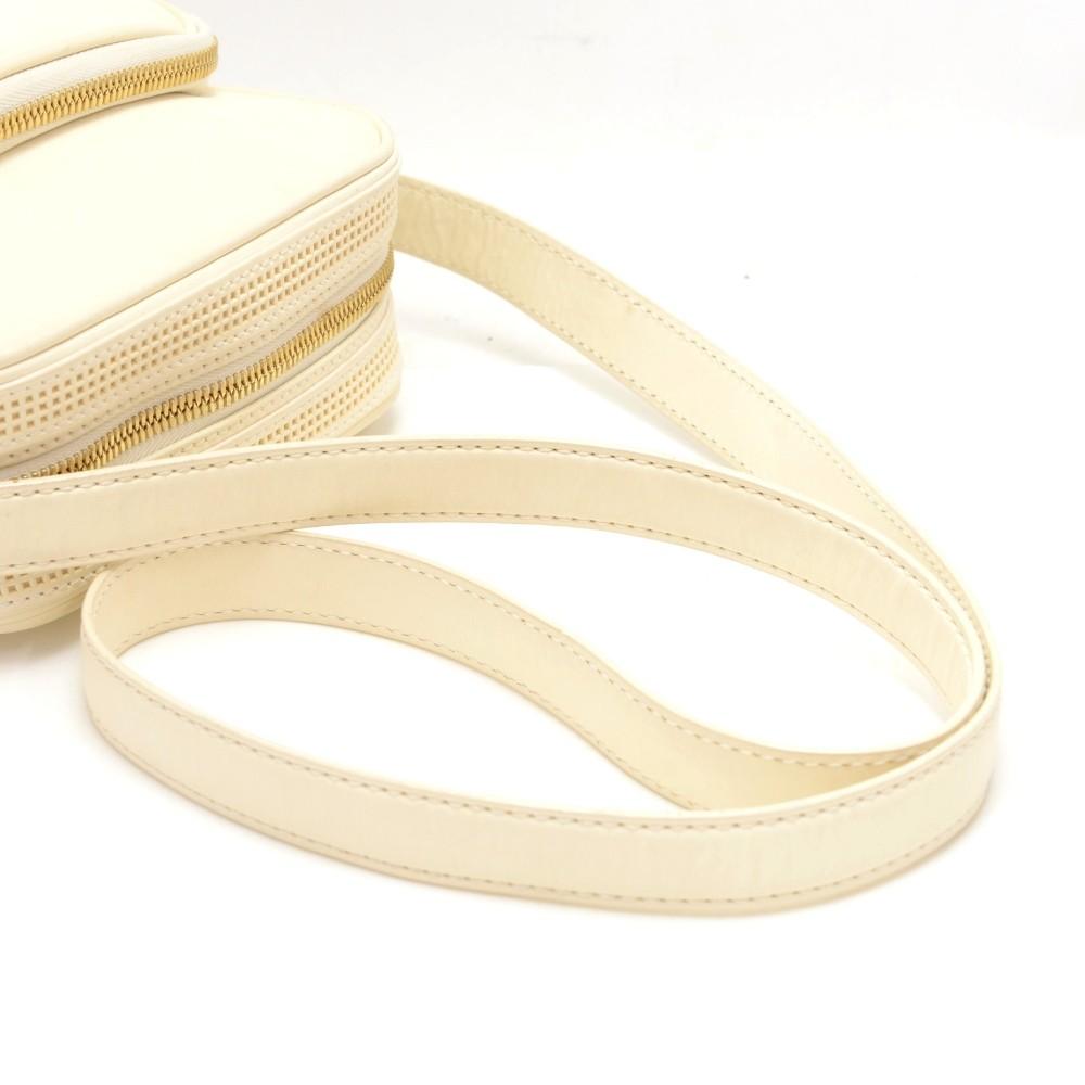 Louis Vuitto Off White Leather Messenger Bag