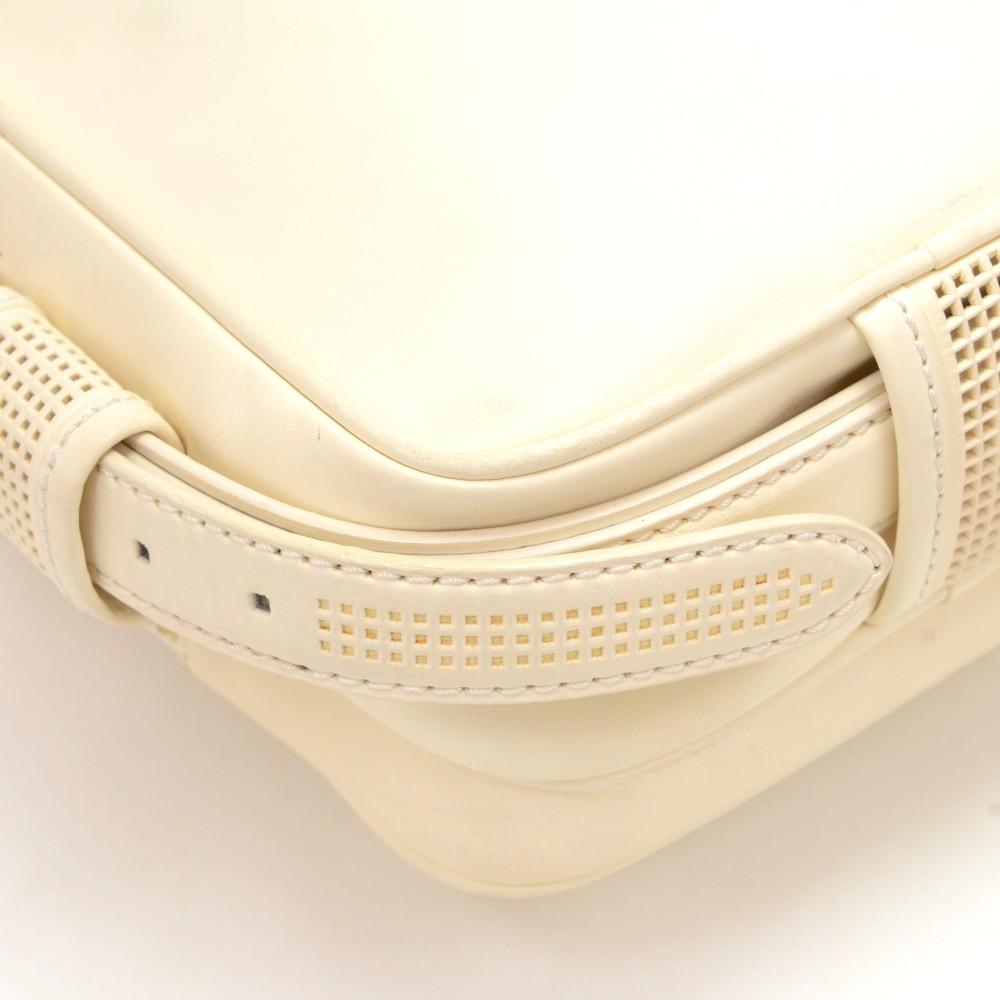Louis Vuitto Off White Leather Messenger Bag