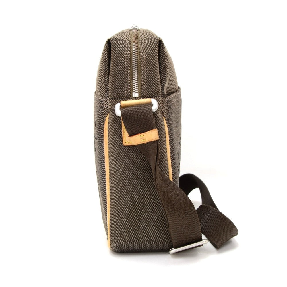 Louis Vuitto Citadin Damier Geant Canvas Messenger Bag
