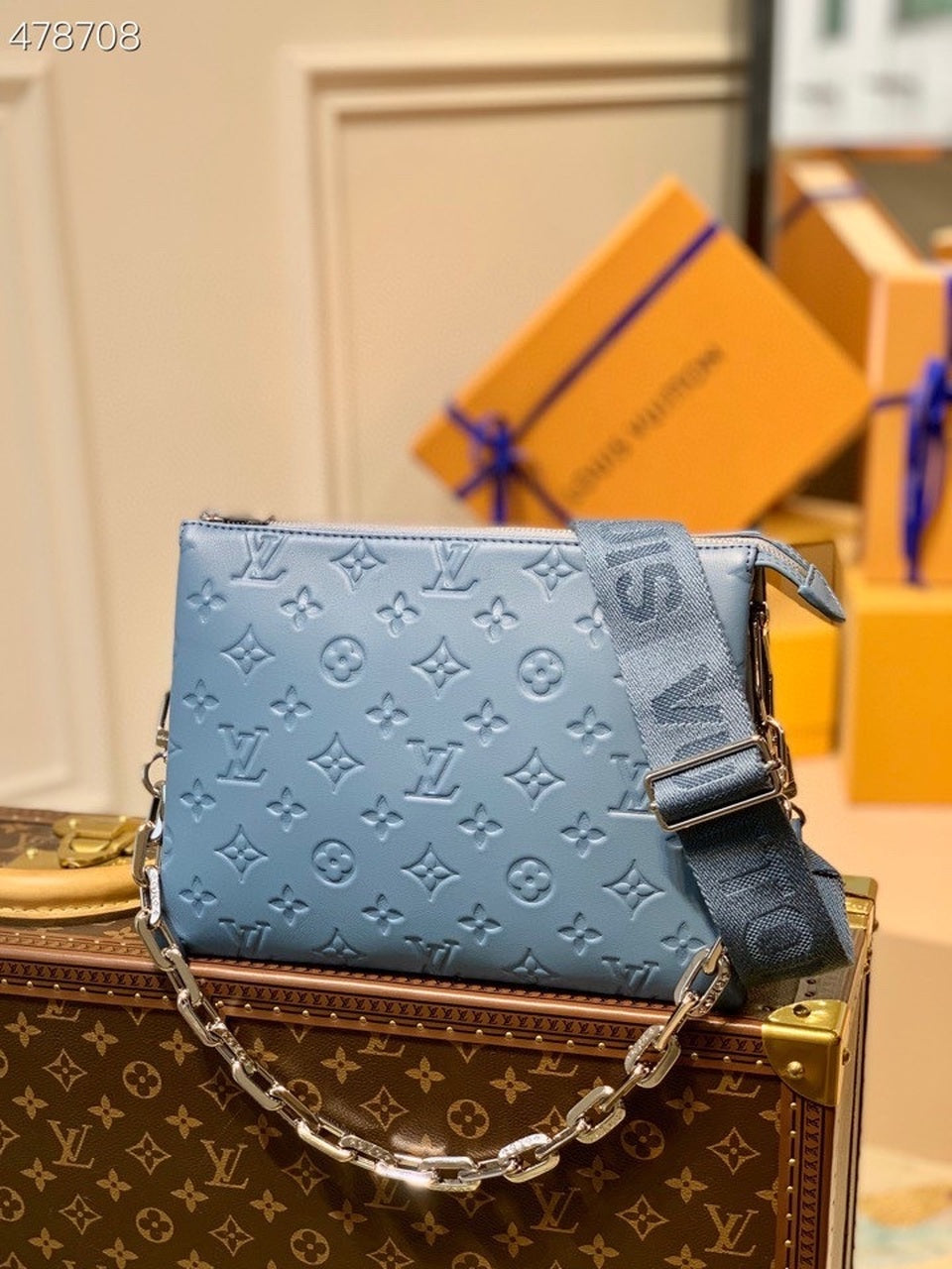 LV Coussin PM Monogram Embossed Puffy Light Blue For Women, WomenÃ¢â‚¬â„¢s Handbags, Shoulder And Crossbody Bags 10.2in/26cm LV