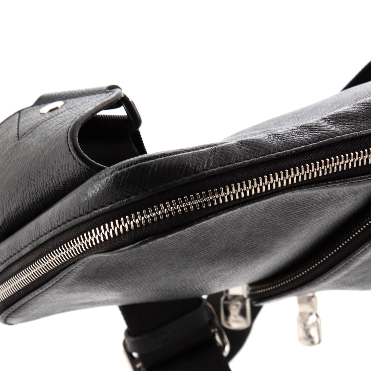 Louis Vuitton Avenue Sling Bag Taiga Leather