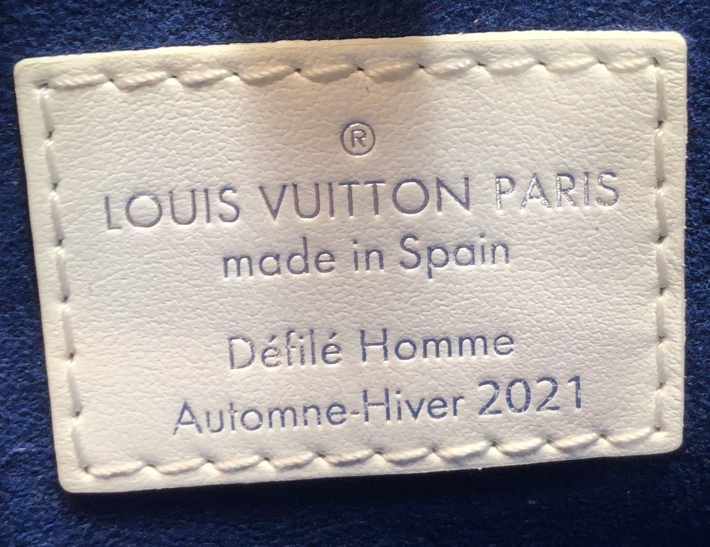 Louis Vuitton Sac Plat Bag Everyday Signature Printed Leather XS