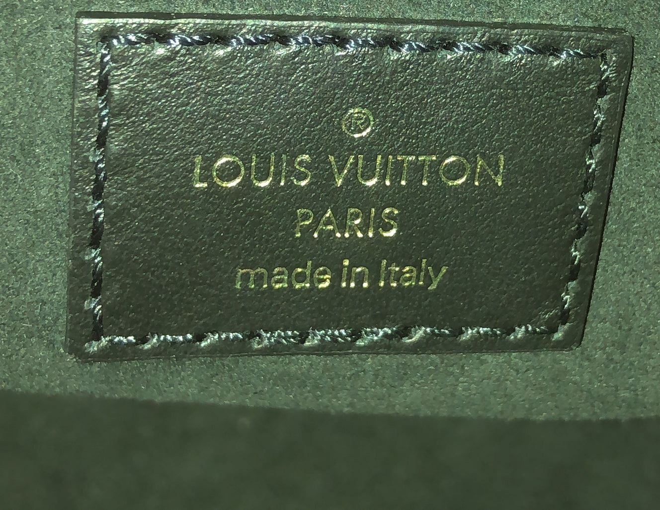 Louis Vuitton Petit Bucket NM Bag Raffia with Leather