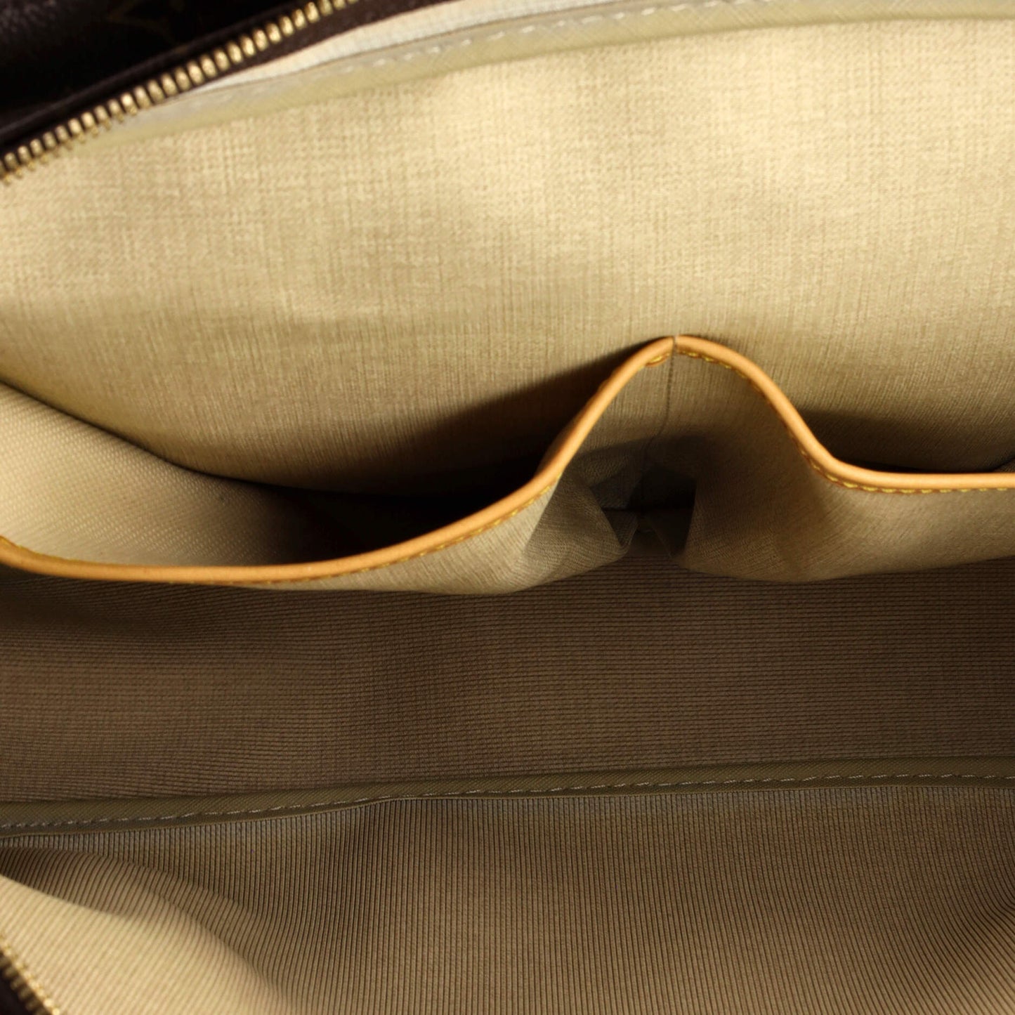 Louis Vuitton Reporter Bag Monogram Canvas GM