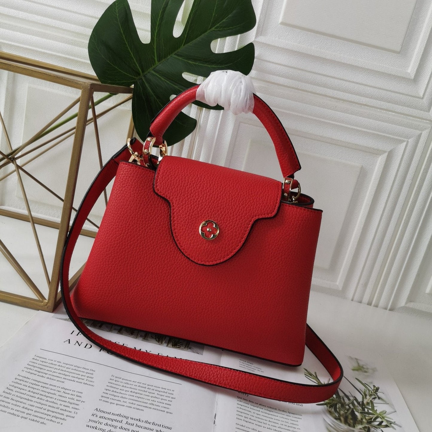 EN - New Arrival Bags LUV 242