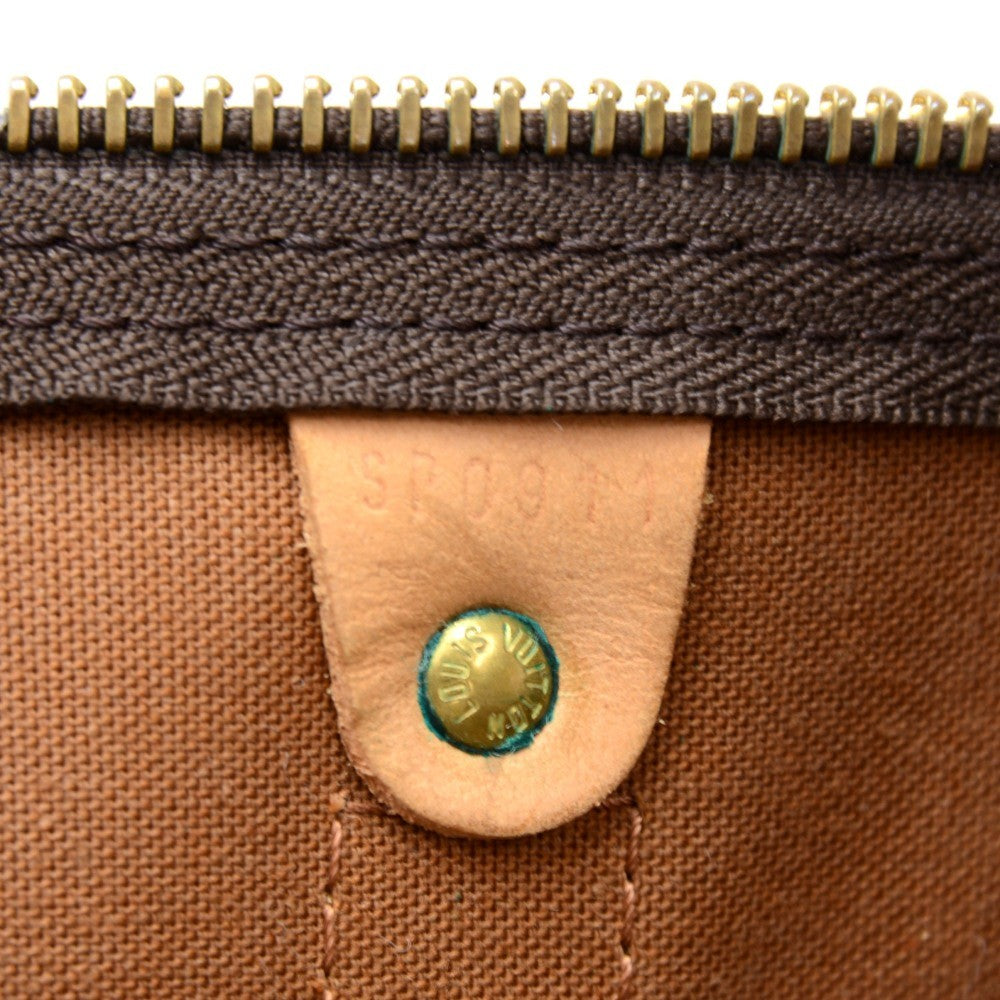 Louis Vuitto Keepall 55 Bandouliere Monogram Canvas Travel Bag with Strap