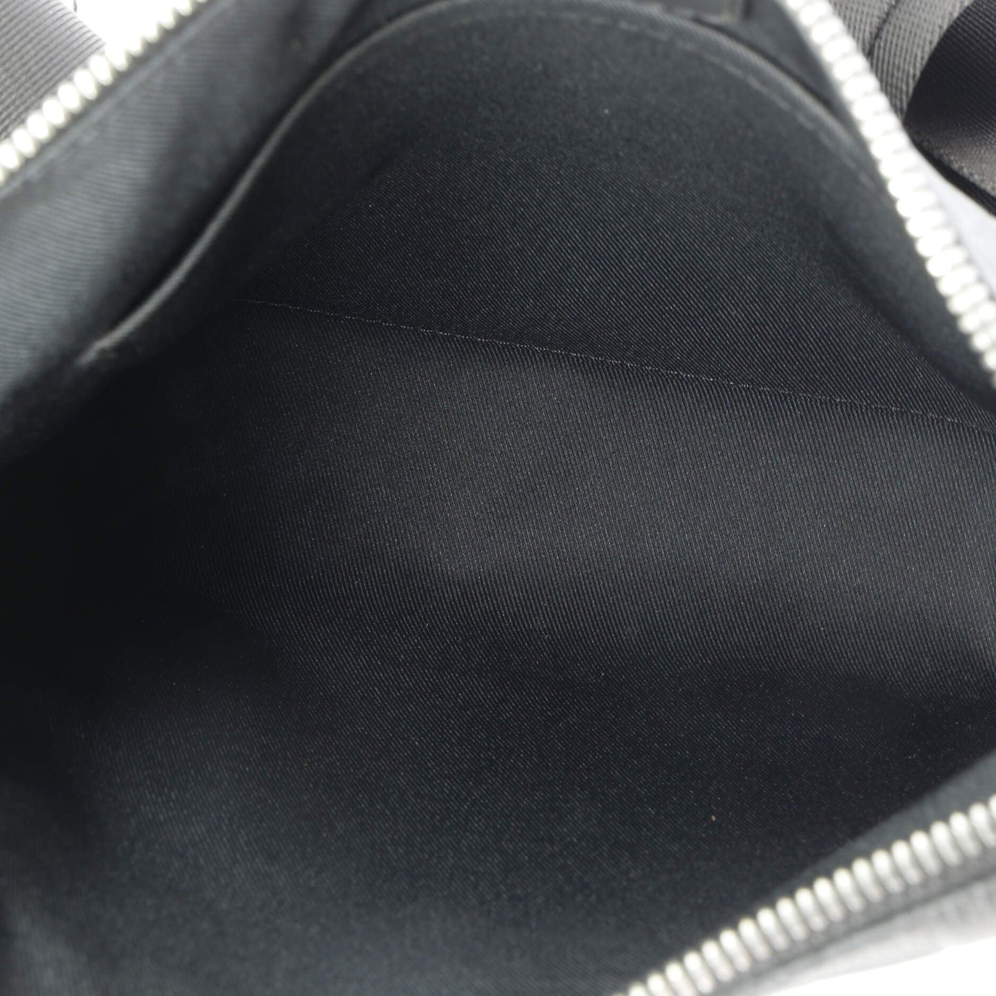 Louis Vuitton Discovery Messenger Bag Damier Infini Leather BB