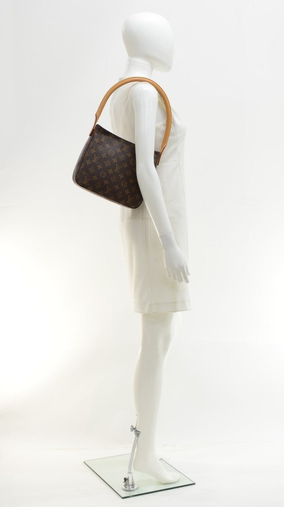 Louis Vuitto Looping MM Monogram Canvas Handbag