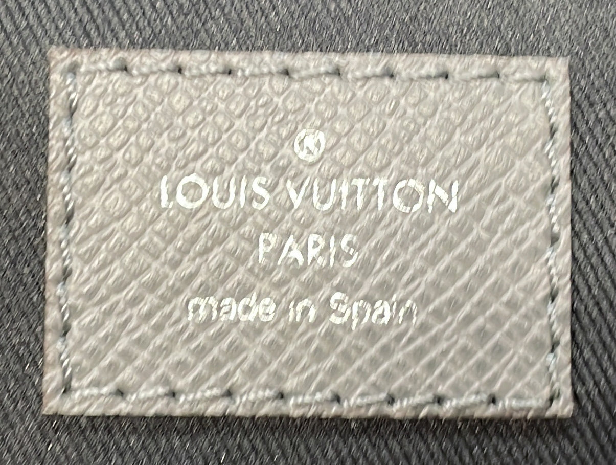 Louis Vuitton Avenue Sling Bag Taiga Leather