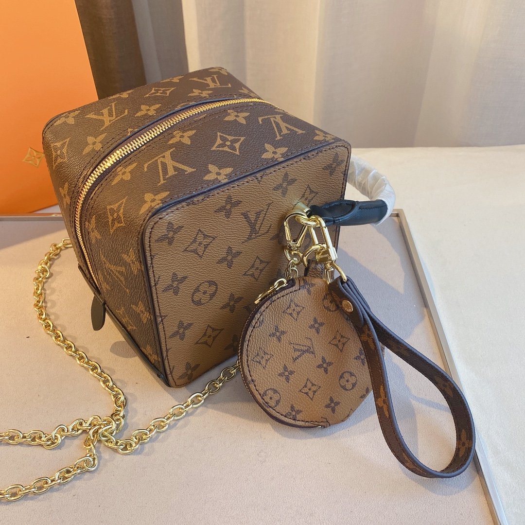 EN - New Arrival Bags LUV 088