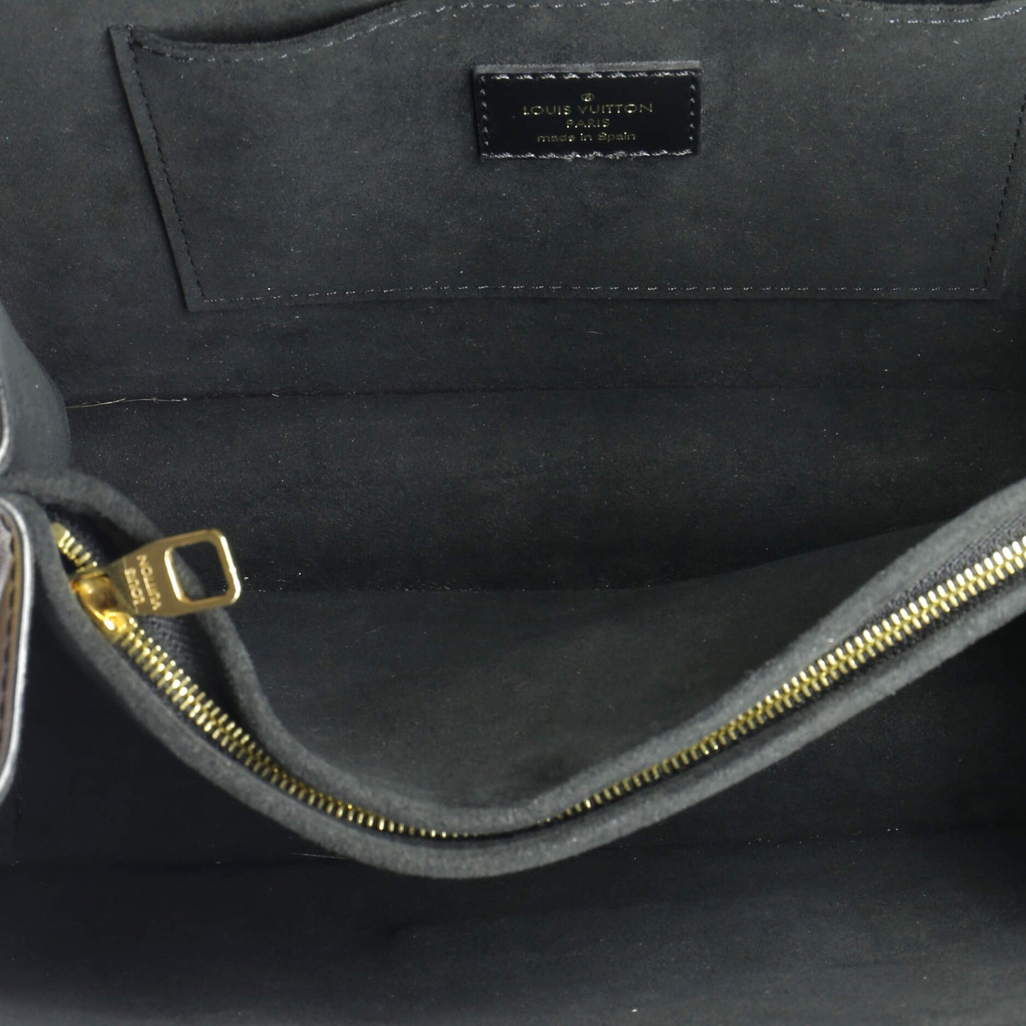 Louis Vuitton Dauphine Shoulder Bag Epi Leather MM