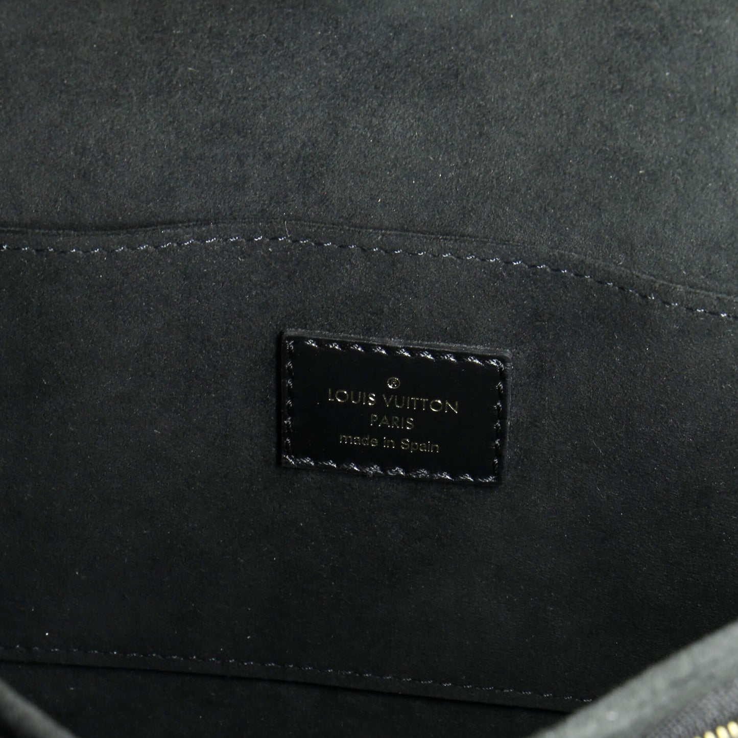 Louis Vuitton Dauphine Shoulder Bag Epi Leather MM
