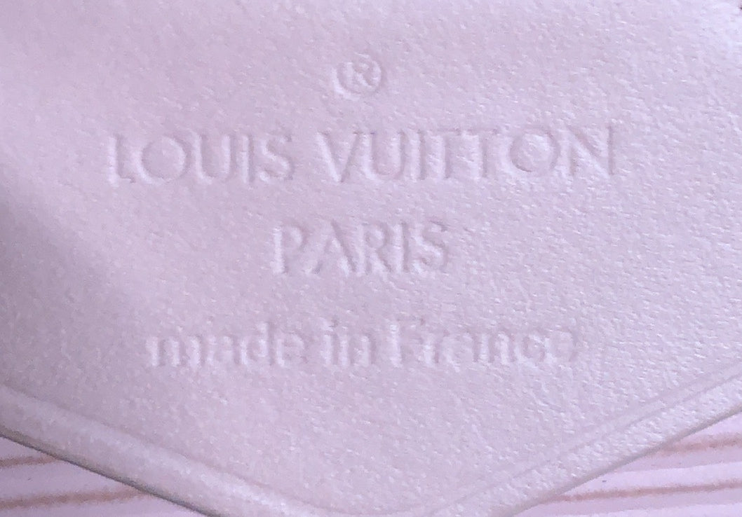 Louis Vuitton Easy Pouch on Strap Epi Leather