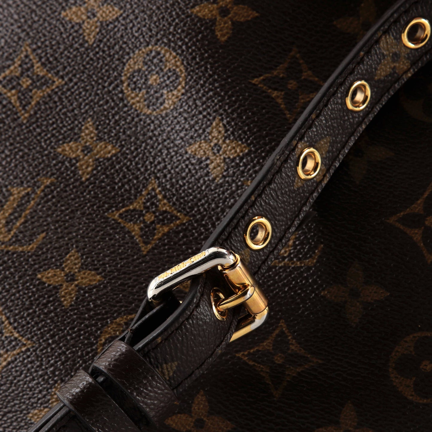 Louis Vuitton Metis Hobo Monogram Canvas