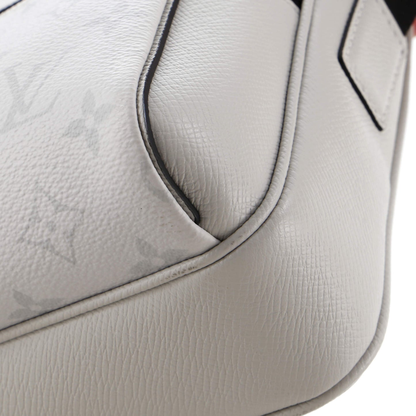 Louis Vuitton Outdoor Messenger Bag Monogram Taigarama