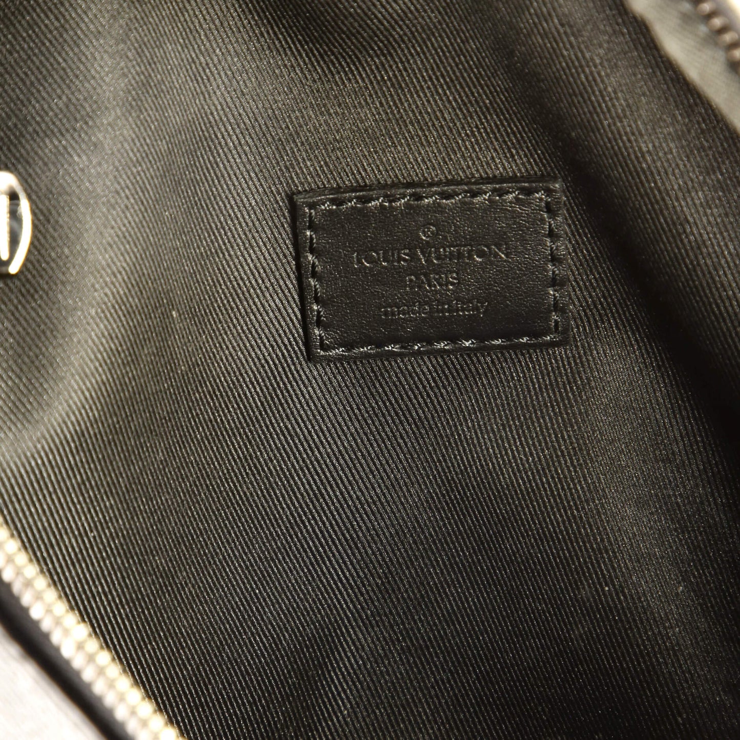 Louis Vuitton Discovery Bumbag Monogram Eclipse Canvas