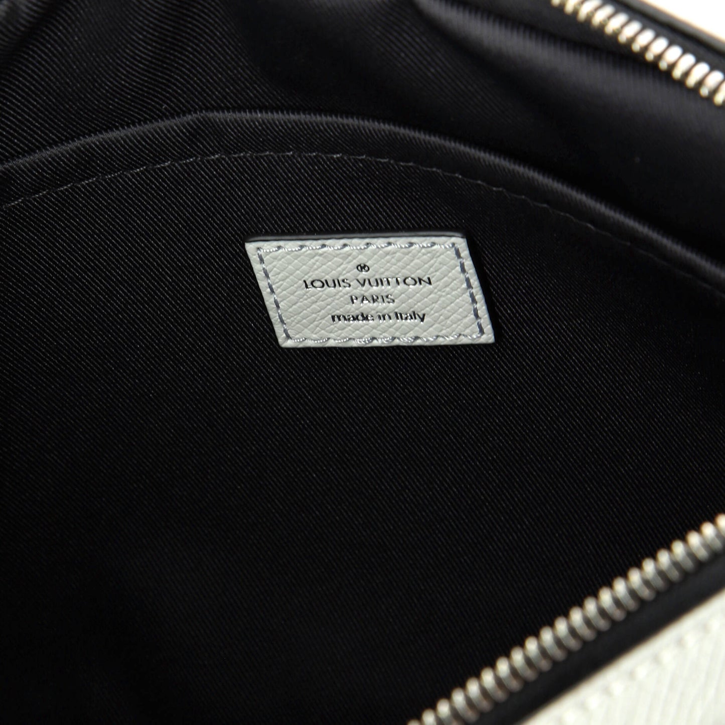 Louis Vuitton Outdoor Messenger Bag Monogram Taigarama