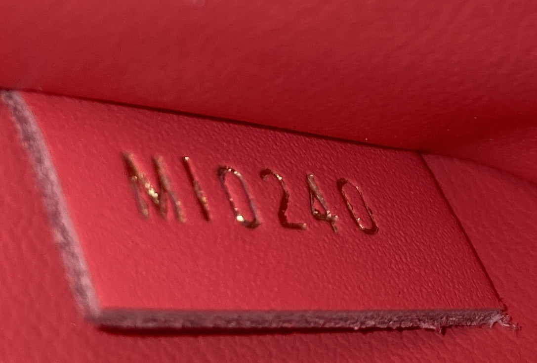 Louis Vuitton Croisette Chain Wallet NM Damier