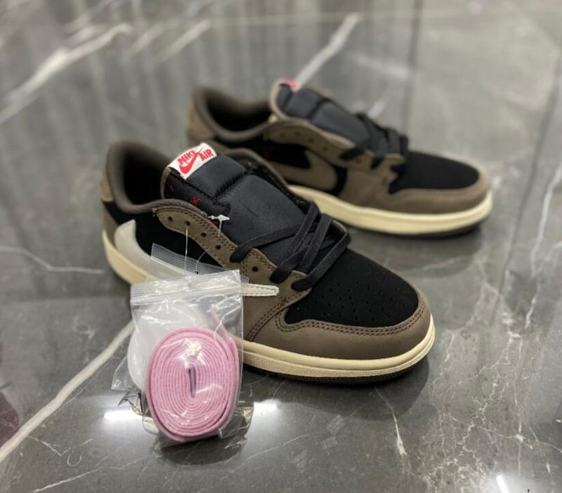 SAMC - NKE Shoes - 1052