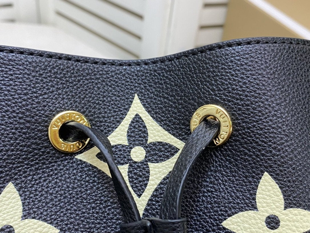 EN - New Arrival Bags LUV 103