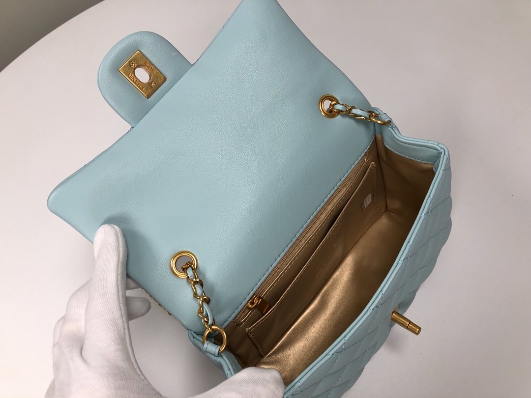 Designer bags by Chanel 222