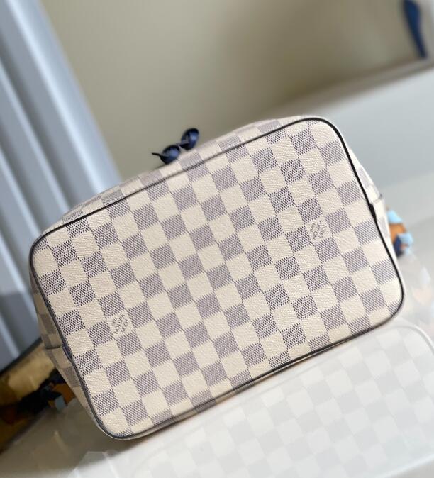 SAMC - LOV Bags - 2415