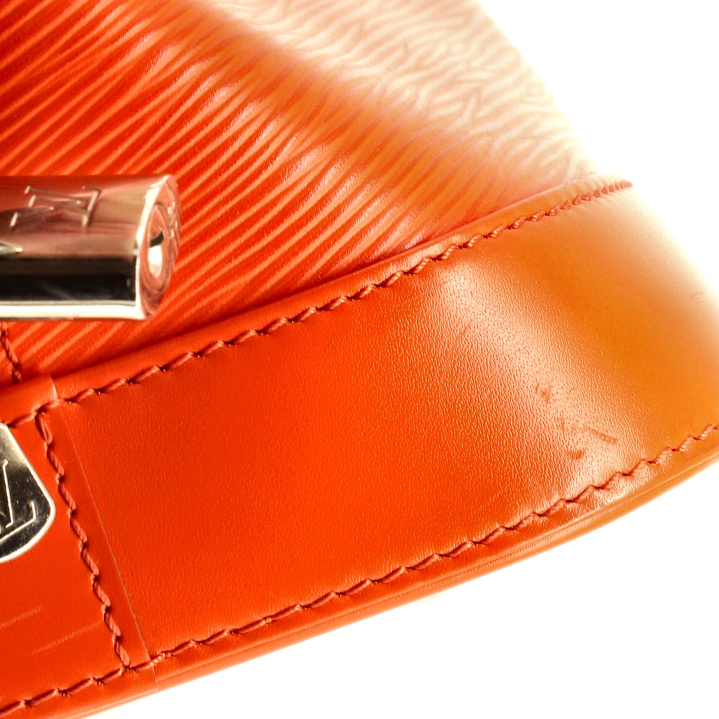 Louis Vuitton Alma Handbag Epi Leather MM