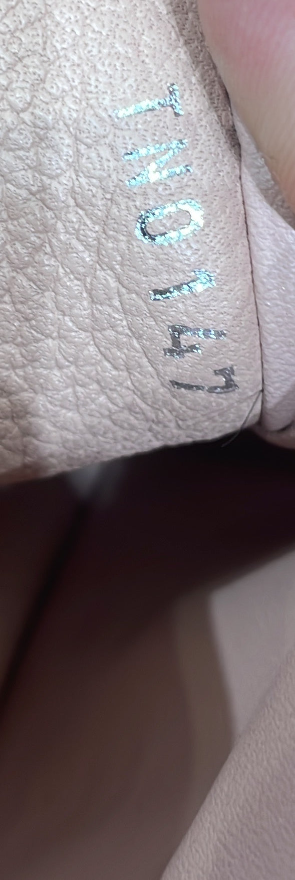 Louis Vuitton Iris Wallet NM Mahina Leather