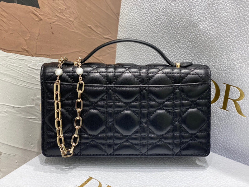 ELE - Dir Bags - 1795