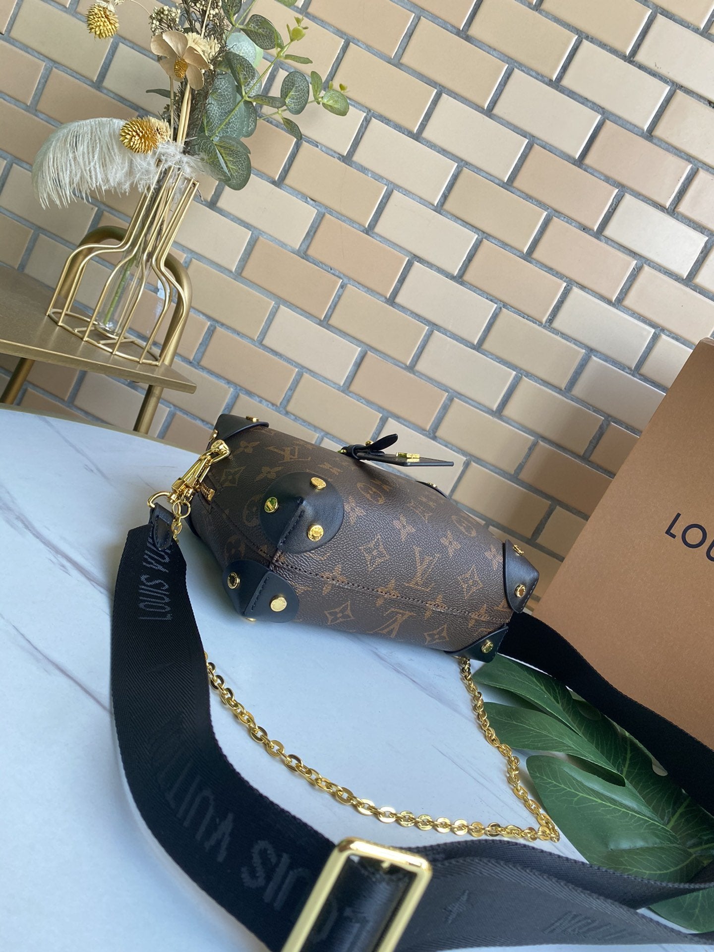 EN - New Arrival Bags LUV 107
