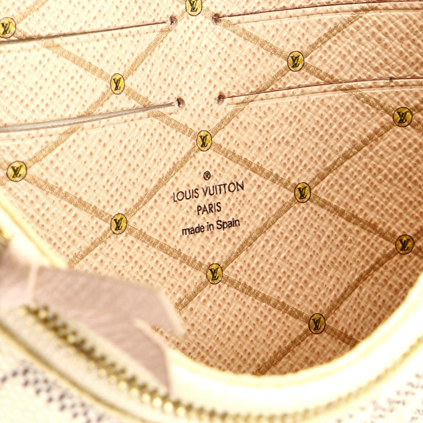 Louis Vuitton Weekend Pochette Limited Edition Damier Summer Trunks