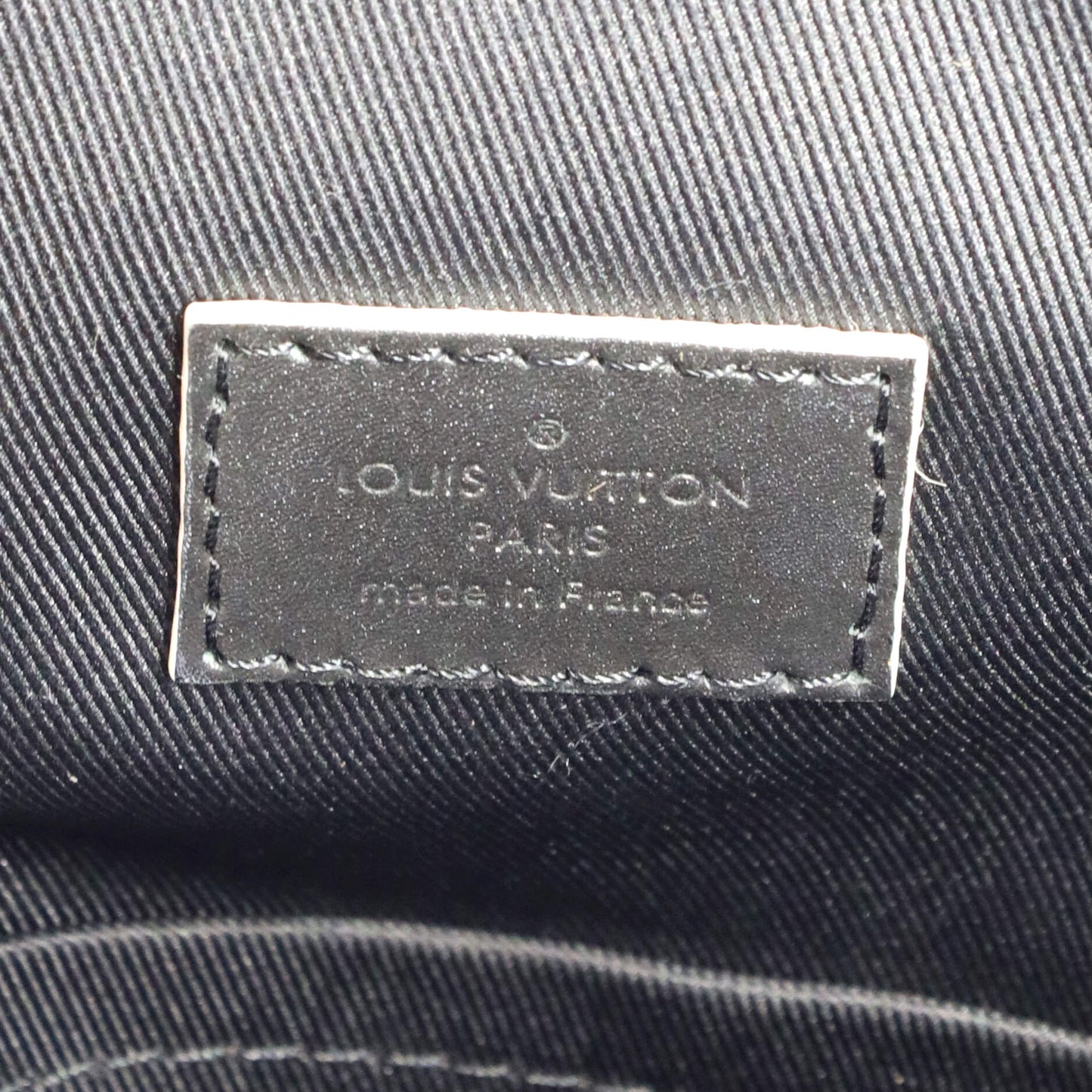 Louis Vuitton Avenue Sling Bag Damier Infini Leather