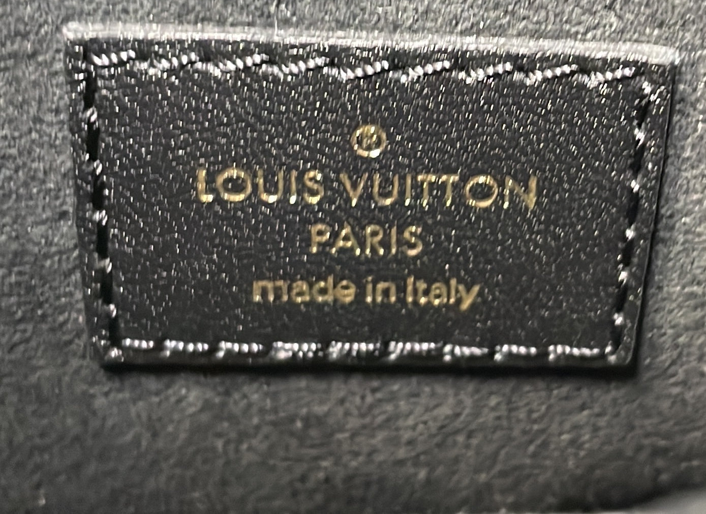 Louis Vuitton New Wave Chain Bag NM Quilted Leather PM