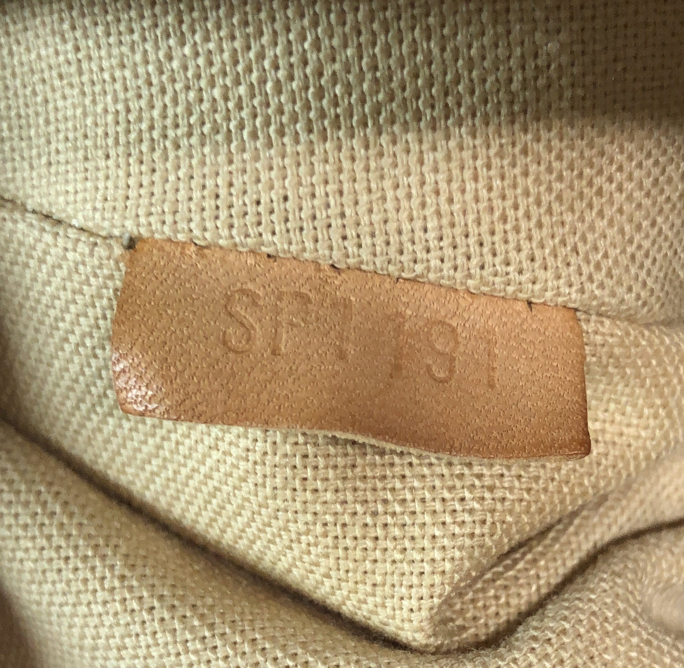 Louis Vuitton Siracusa Handbag Damier MM
