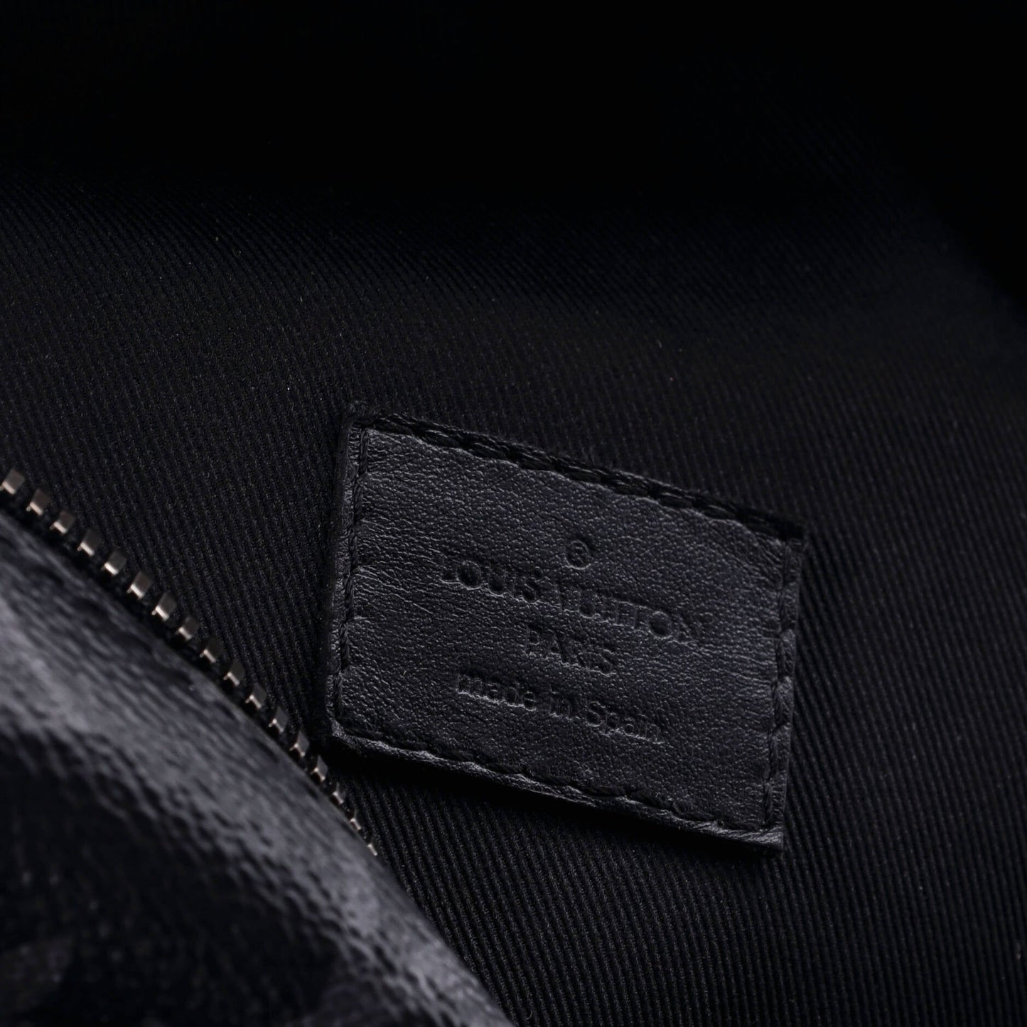 Louis Vuitton Discovery Bumbag Monogram Eclipse Canvas