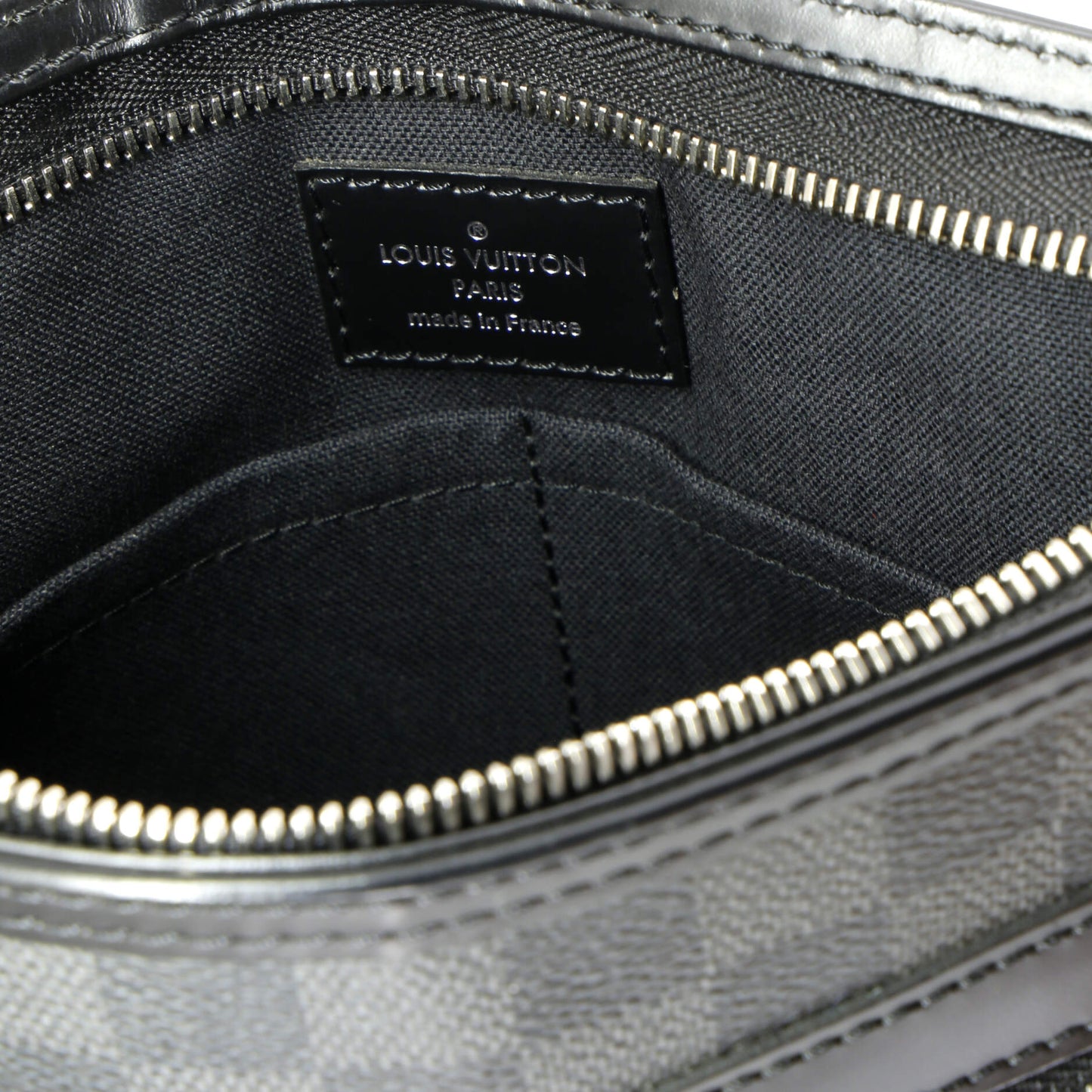 Louis Vuitton Thomas Handbag Damier Graphite