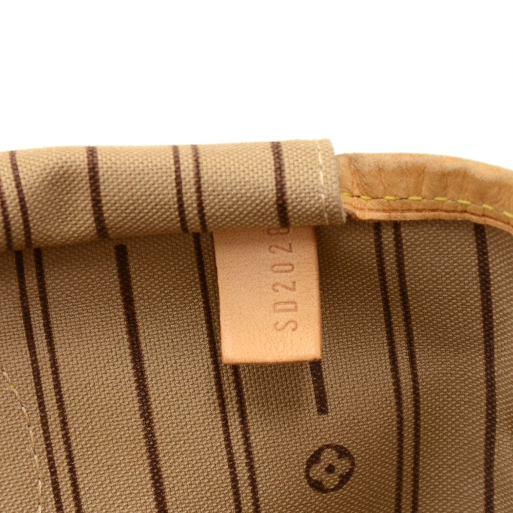 Louis Vuitto Neverfull GM Monogram Canvas Shoulder Bag