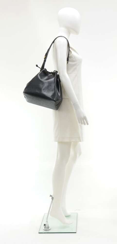Louis Vuitto Petit Noe Black Epi Leather Bag