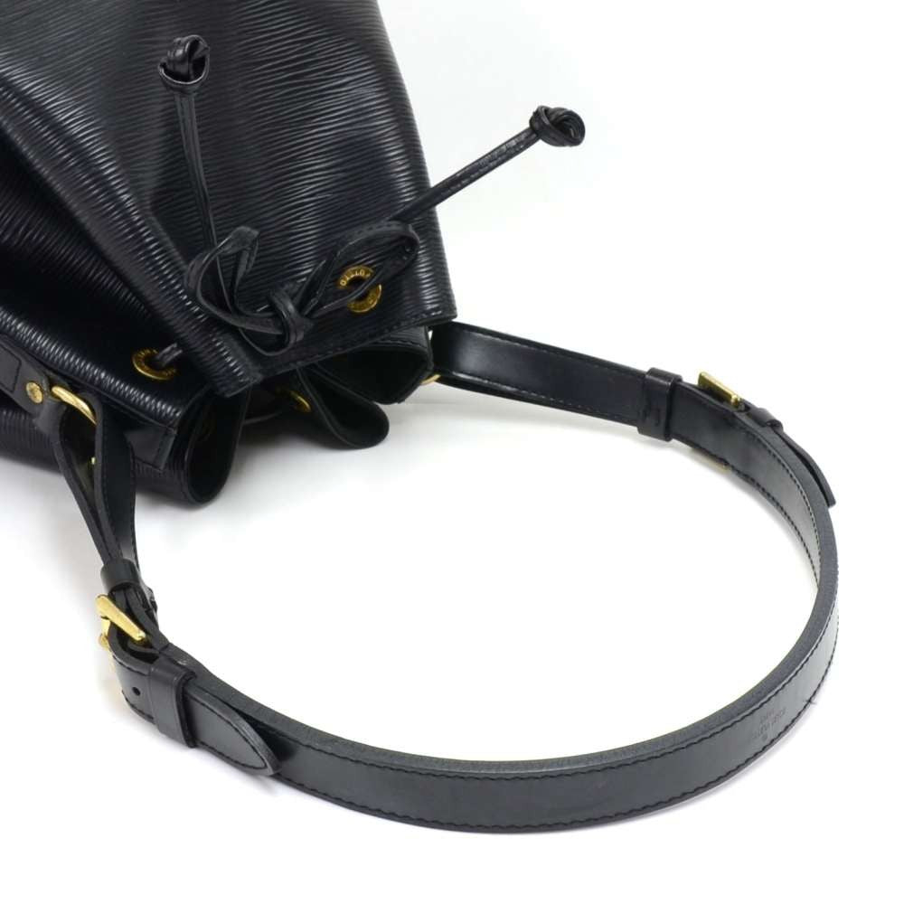 Louis Vuitto Petit Noe Black Epi Leather Bag