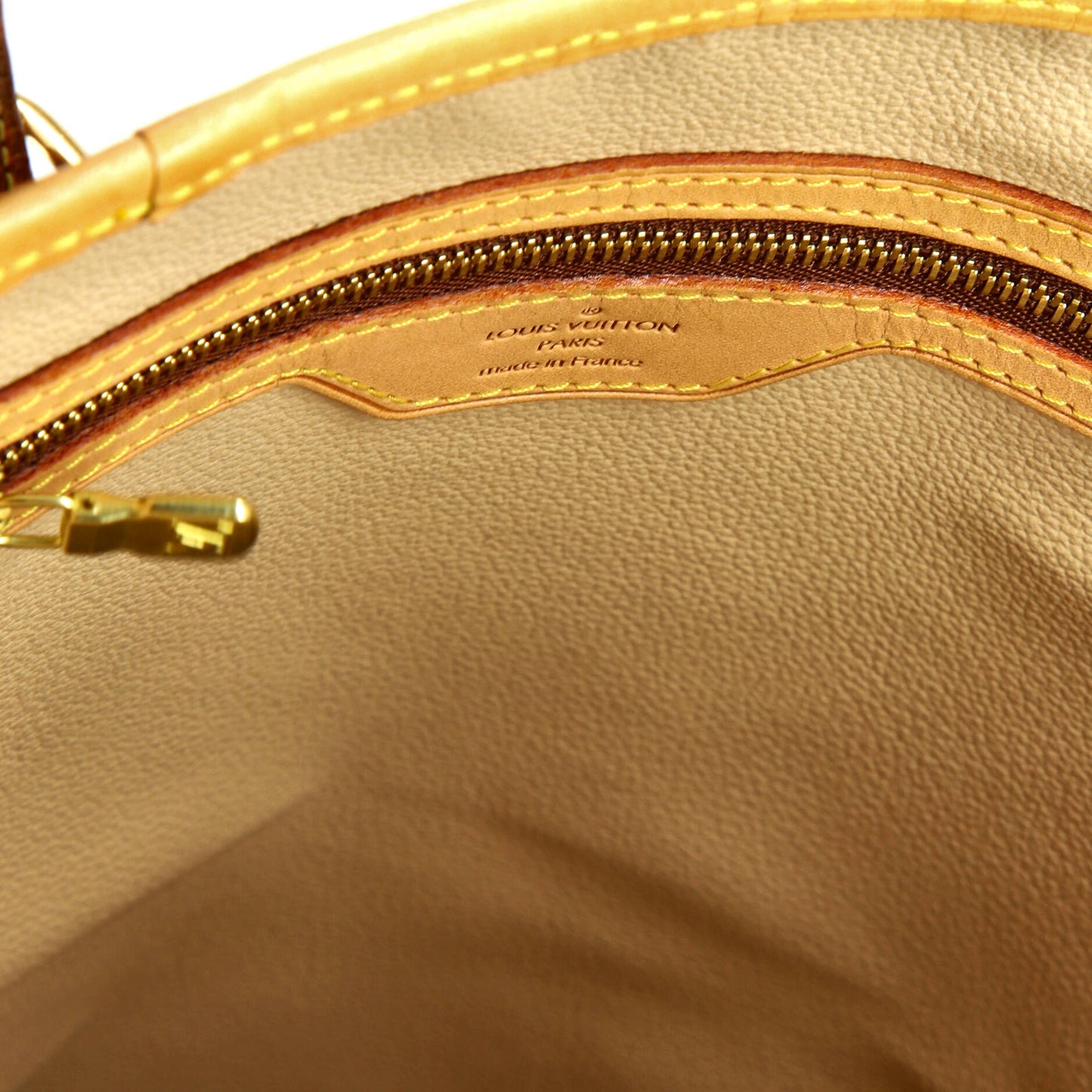 Louis Vuitton Bucket Bag Monogram Canvas GM