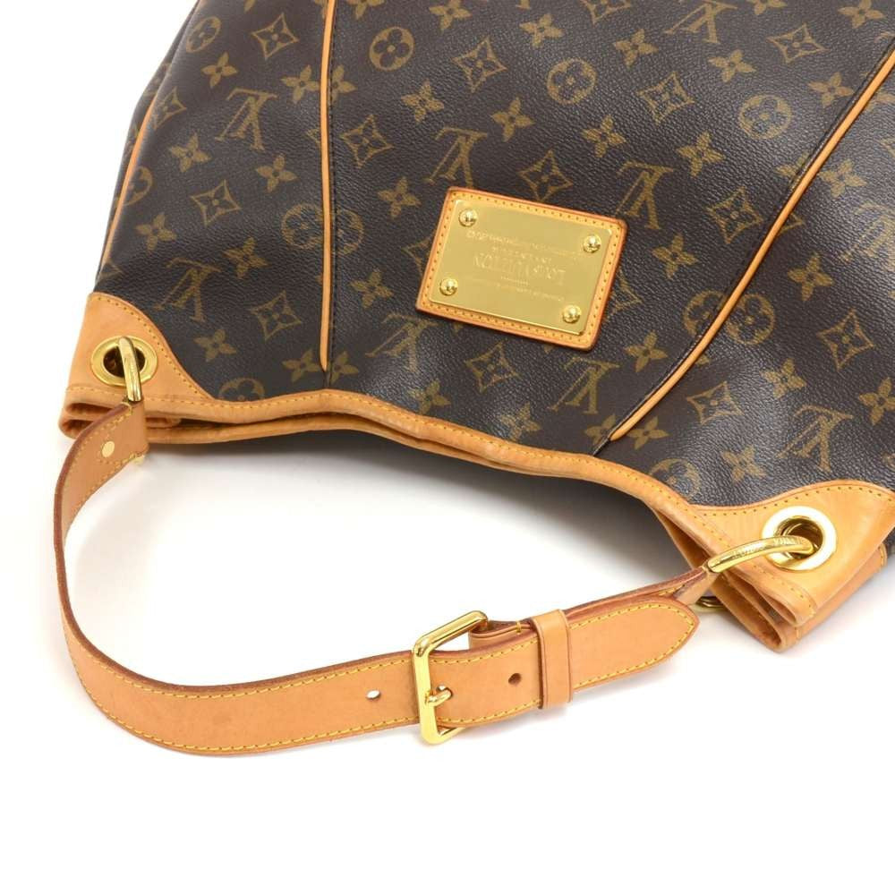Louis Vuitto Galliera PM Monogram Canvas Handbag