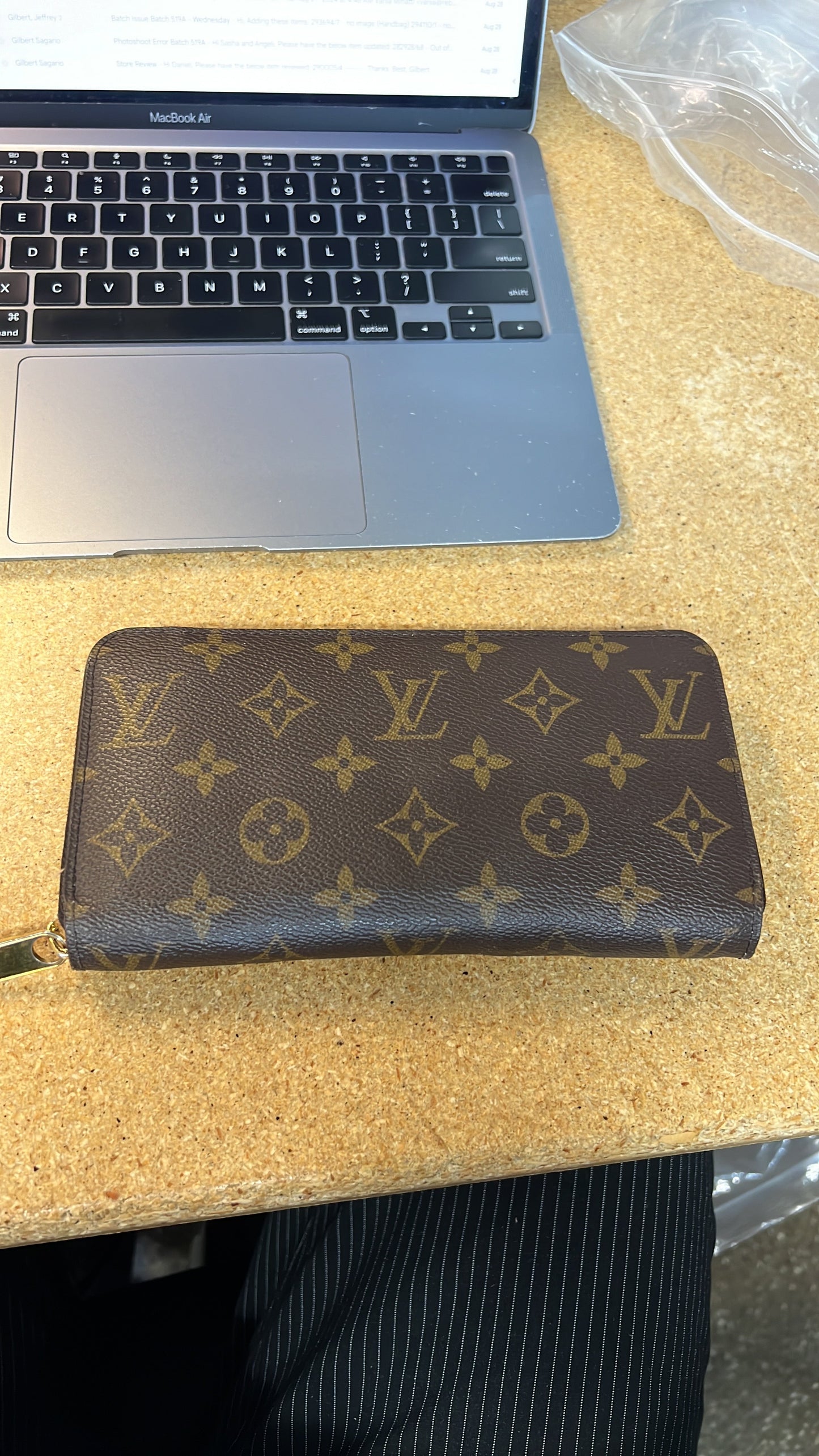 Louis Vuitton Zippy Wallet Monogram Canvas