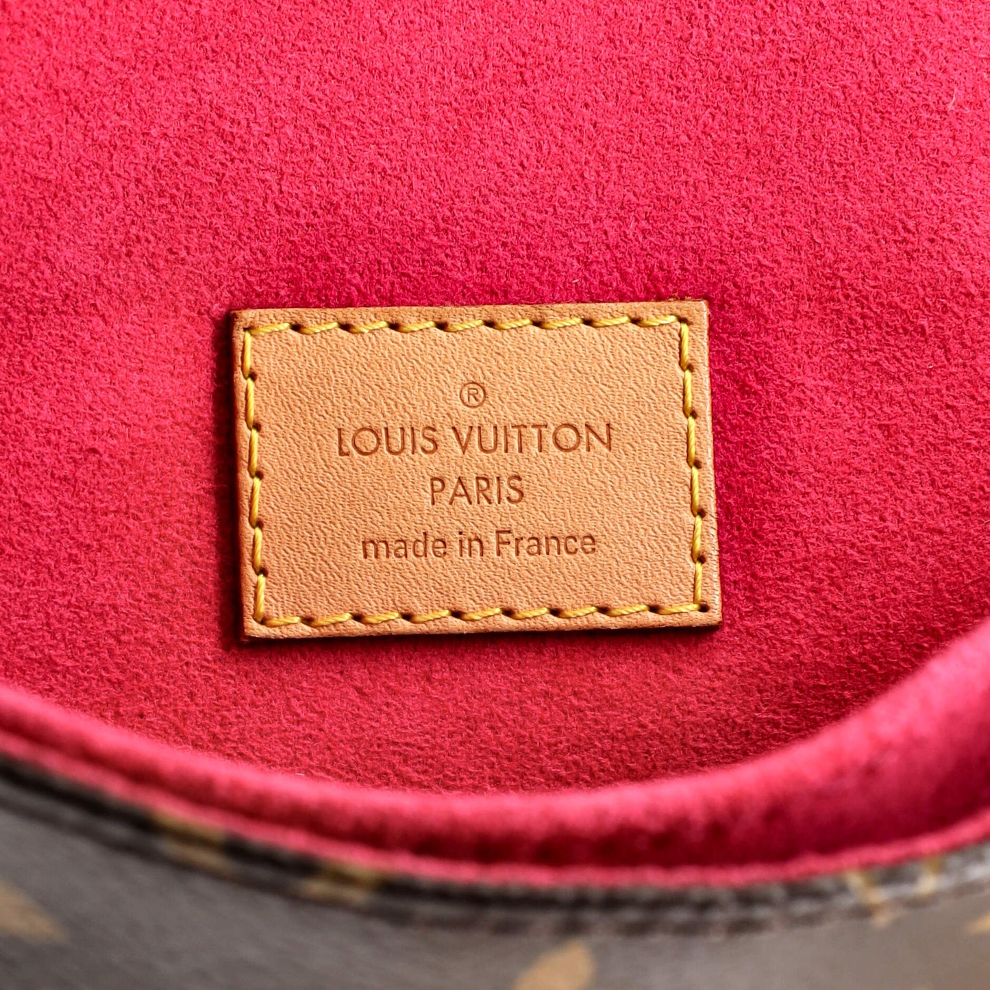 Louis Vuitton Pochette Metis Limited Edition Patches Monogram Canvas