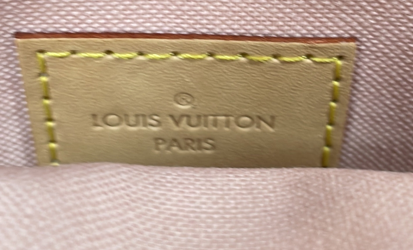 Louis Vuitton Croisette Handbag Damier